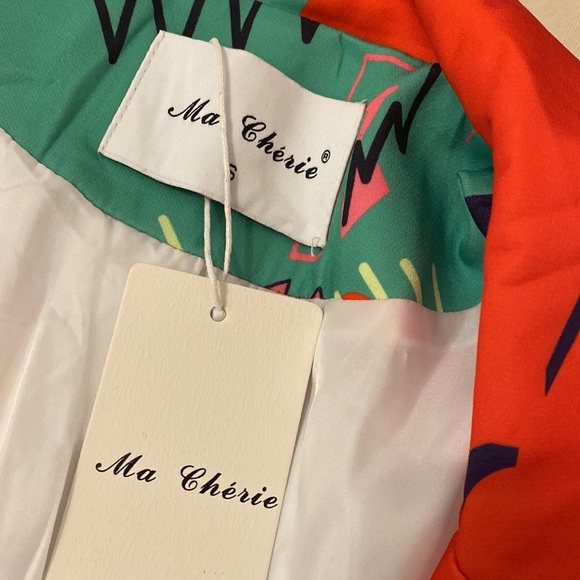 Blazer - Picture 3 of 4